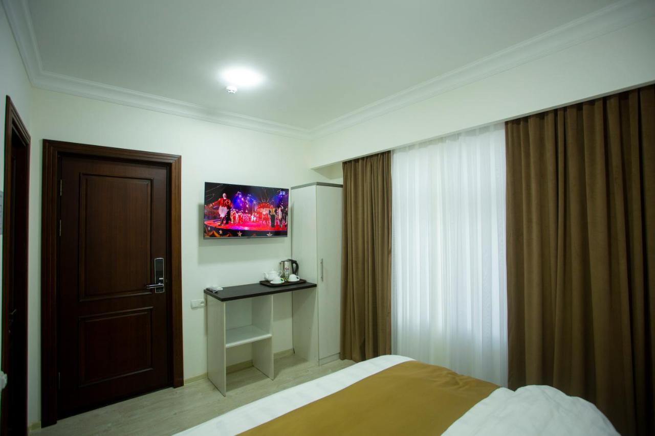 Viva Hotel Taschkent Exterior foto